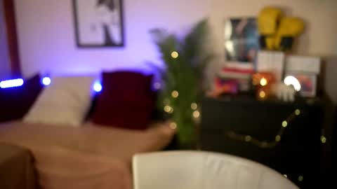 Stella online show from 03-19-26, 05:39