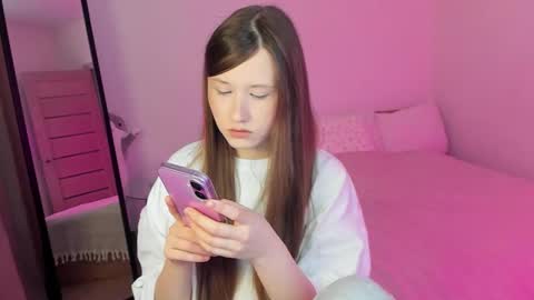 Snapshot of stella_sunny chatting on 02-26-25, 07:05 stella_sunny online show from 02-26-25, 07:05