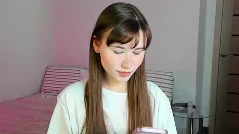 Snapshot of stella_sunny chatting on 09-24-25, 04:32 stella_sunny online show from 09-24-25, 04:32