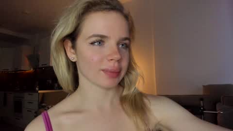 Asella online show from 12-23-24, 12:19