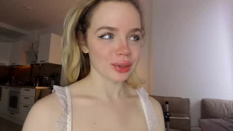 Asella online show from 02-12-25, 09:10