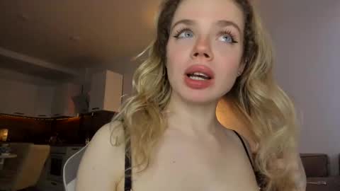 Asella online show from 02-13-25, 09:30