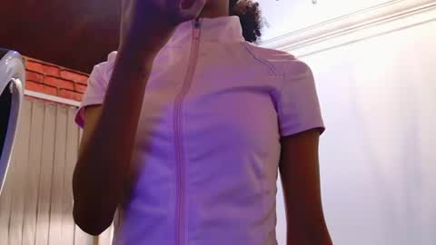 Snapshot of stellaciel_ chatting on 07-29-26, 04:05 S T E L L A online show from 07-29-26, 04:05