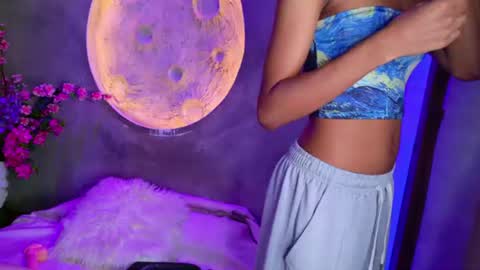 Snapshot of stellaciel_ chatting on 07-30-26, 04:39 S T E L L A online show from 07-30-26, 04:39