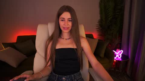 stellahoneywell online show from 07-03-26, 01:17
