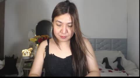 Stella online show from 11-16-25, 03:56