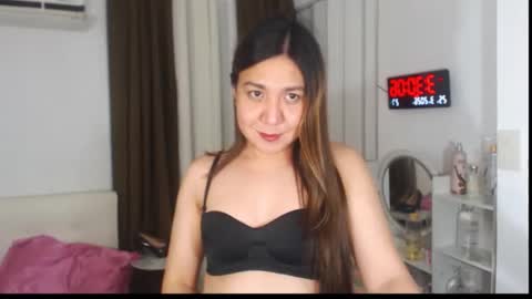 Stella online show from 03-24-26, 07:30