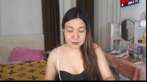 Snapshot of stellahugets chatting on 04-26-26, 04:48 Stella online show from 04-26-26, 04:48