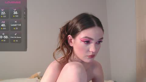 Snapshot of stellapayne chatting on 01-21-25, 10:30 stellapayne online show from 01-21-25, 10:30