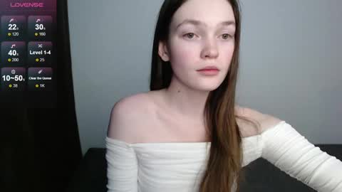 Snapshot of stellapayne chatting on 02-25-25, 10:18 stellapayne online show from 02-25-25, 10:18