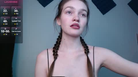 Snapshot of stellapayne chatting on 03-06-25, 02:18 stellapayne online show from 03-06-25, 02:18