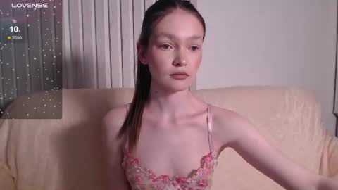 stellapayne online show from 06-16-26, 01:52