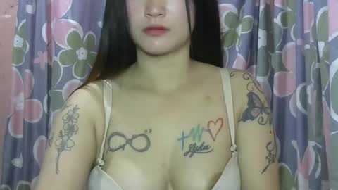 Snapshot of stellapearlx chatting on 05-04-26, 02:29 Stellapearlx online show from 05-04-26, 02:29