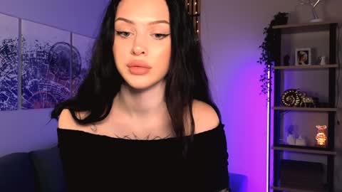 Snapshot of stellary_shy chatting on 12-24-24, 12:55 Stellary online show from 12-24-24, 12:55