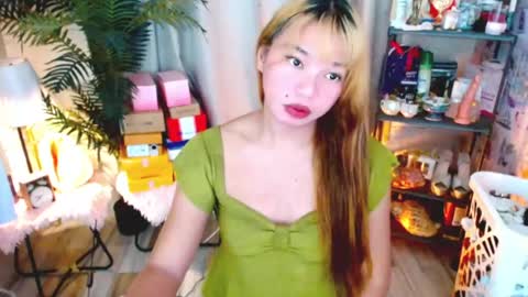 Snapshot of stellaxtemptationx chatting on 06-06-26, 12:43 Stella sweet online show from 06-06-26, 12:43