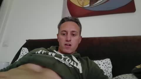 sten015 online show from 11-19-25, 01:44