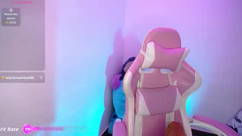 Emma online show from 11-30-25, 06:23