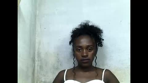 stephania12112343 online show from 06-02-26, 06:48