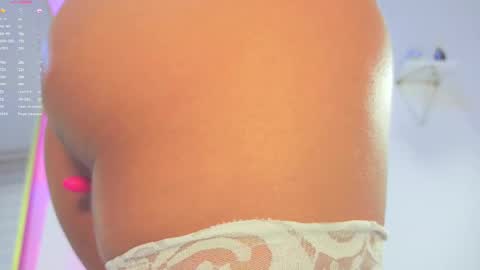 stephania_let online show from 03-12-25, 01:40