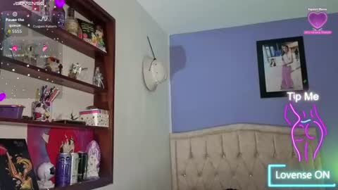 Snapshot of stephania_t chatting on 06-10-26, 06:18 Stephania online show from 06-10-26, 06:18