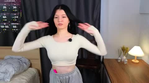 Amelia online show from 04-06-26, 01:25