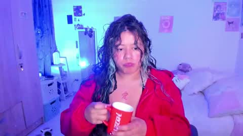 Stephanie  online show from 01-22-25, 02:26