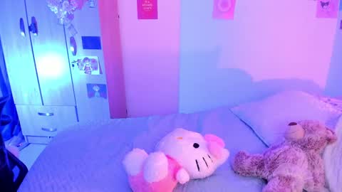 Stephanie  online show from 02-26-25, 02:48