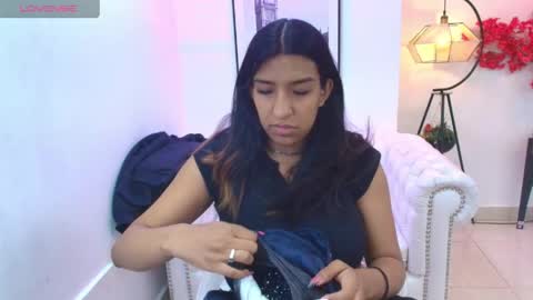 stephany triana online show from 05-26-26, 07:32