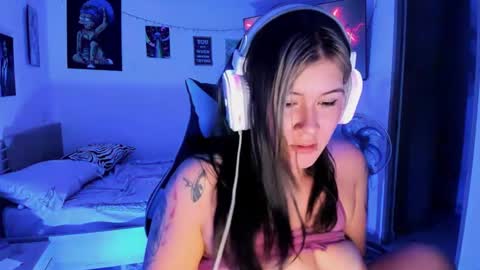 Stephany  independient model  online show from 01-21-25, 04:21