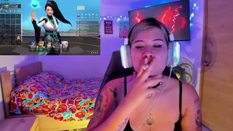 Stephany  independient model  online show from 01-22-25, 12:38