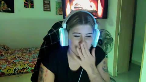 Stephany  independient model  online show from 01-25-25, 01:54