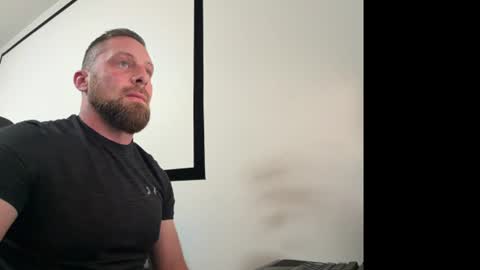 Snapshot of steve897819 chatting on 06-11-26, 03:54 steve897819 online show from 06-11-26, 03:54