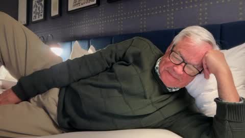 Steve online show from 04-16-26, 01:28