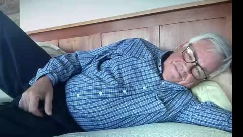 Steve online show from 04-17-26, 10:02