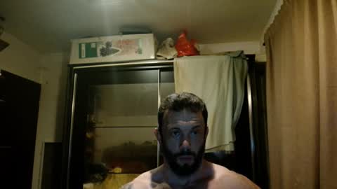 Snapshot of stevebulkzor chatting on 10-23-25, 06:39 Steve Oakenshield son of John son of Vasyl online show from 10-23-25, 06:39