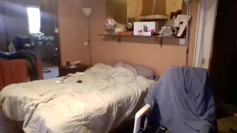 stevefromfrance online show from 12-17-24, 01:38