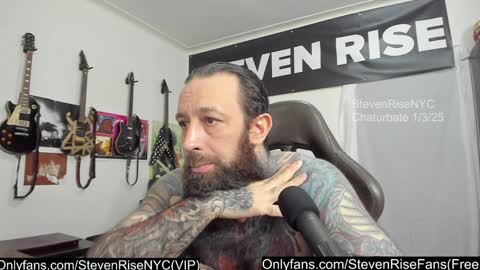 Snapshot of stevenrisenyc chatting on 01-04-25, 12:59 StevenRiseNYC online show from 01-04-25, 12:59
