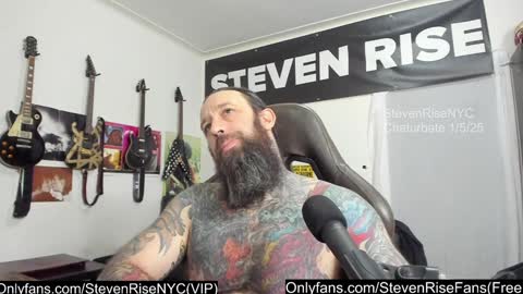 Snapshot of stevenrisenyc chatting on 01-06-25, 03:53 StevenRiseNYC online show from 01-06-25, 03:53