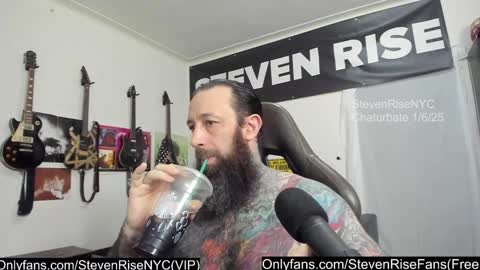 Snapshot of stevenrisenyc chatting on 01-06-25, 05:59 StevenRiseNYC online show from 01-06-25, 05:59