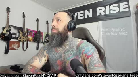 Snapshot of stevenrisenyc chatting on 01-09-25, 01:24 StevenRiseNYC online show from 01-09-25, 01:24