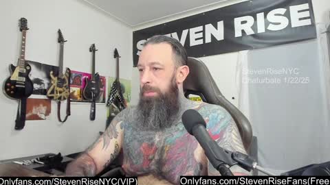 Snapshot of stevenrisenyc chatting on 01-22-25, 04:12 StevenRiseNYC online show from 01-22-25, 04:12