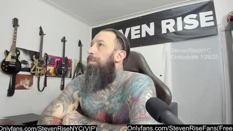 Snapshot of stevenrisenyc chatting on 01-28-25, 03:14 StevenRiseNYC online show from 01-28-25, 03:14