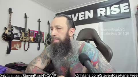 Snapshot of stevenrisenyc chatting on 02-12-25, 02:45 StevenRiseNYC online show from 02-12-25, 02:45