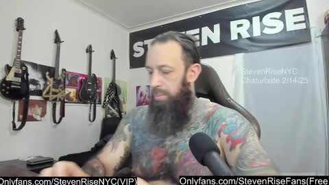 Snapshot of stevenrisenyc chatting on 02-14-25, 01:18 StevenRiseNYC online show from 02-14-25, 01:18
