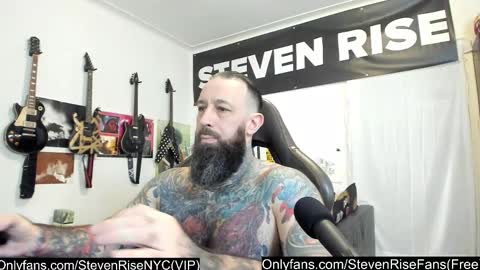 Snapshot of stevenrisenyc chatting on 09-08-25, 06:40 StevenRiseNYC online show from 09-08-25, 06:40
