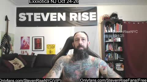 Snapshot of stevenrisenyc chatting on 10-04-25, 11:36 StevenRiseNYC online show from 10-04-25, 11:36
