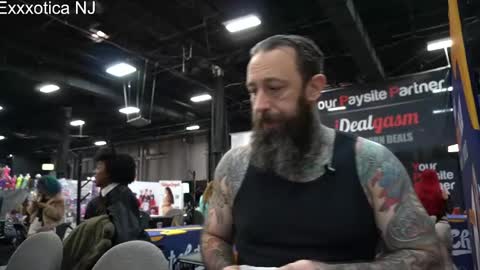 Snapshot of stevenrisenyc chatting on 10-24-25, 08:38 StevenRiseNYC online show from 10-24-25, 08:38