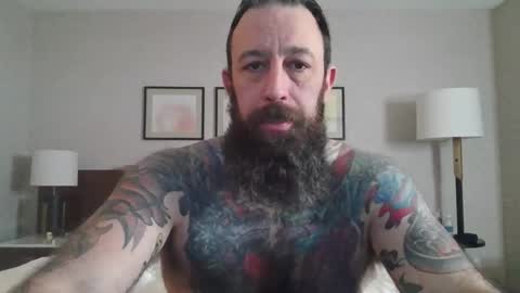 Snapshot of stevenrisenyc chatting on 10-26-25, 01:39 StevenRiseNYC online show from 10-26-25, 01:39