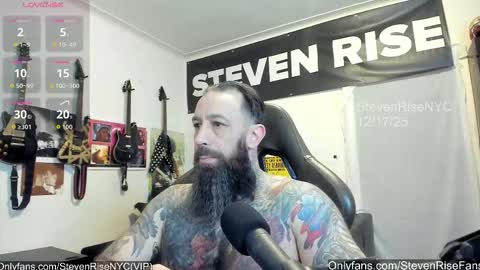 Snapshot of stevenrisenyc chatting on 12-17-25, 01:17 StevenRiseNYC online show from 12-17-25, 01:17