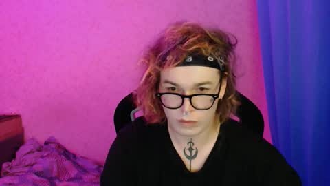 Steve online show from 11-06-25, 05:25